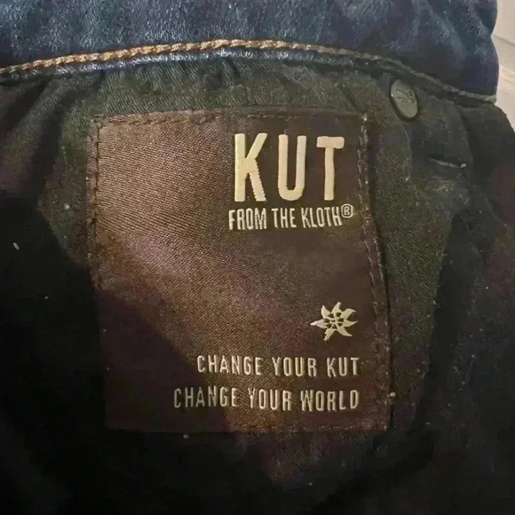 Kut From The Kloth Toothpick Skinny Jean, Dark Wash, Size 4 Petite, 26” inseam - Picture 5 of 8